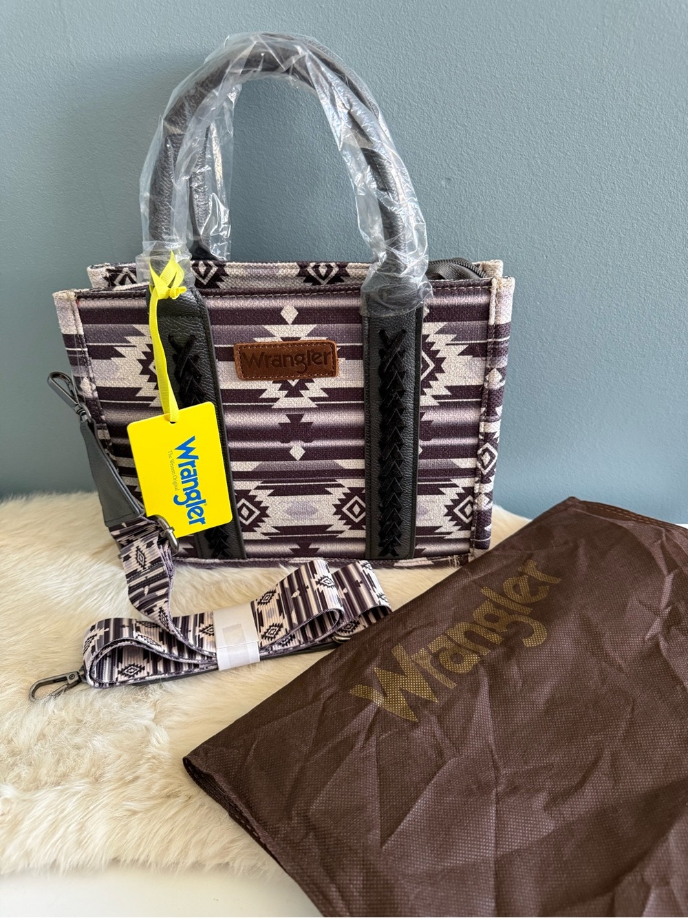 Wrangler Southwestern Aztec Print Canvas Tote Crossbody with Dust Bag
